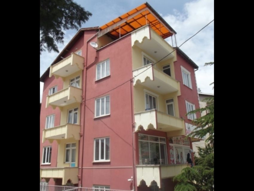 isparta-hilan-kiz-apart-bina