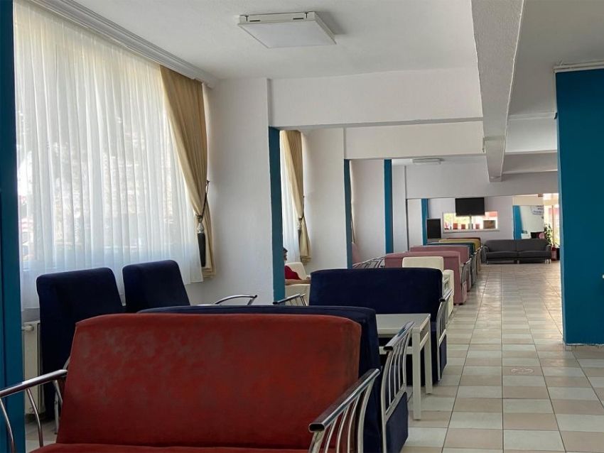 isparta-seckin-kiz-yurdu-lobi