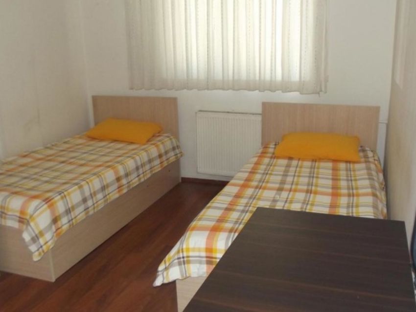 isparta-ozel-ahsen-kiz-apart-oda